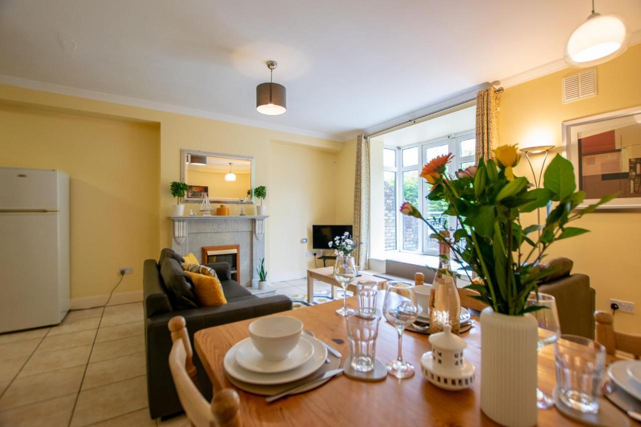 126 - Gort Na Coiribe 4 Bedroom Duplex, By Shortstays Galway Exterior photo